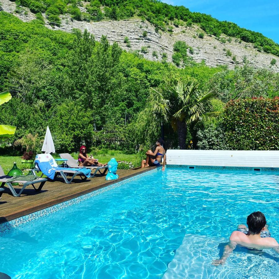 Gite L'O Bleue (Adults Only) Varces-Allieres-et-Risset Bagian luar foto